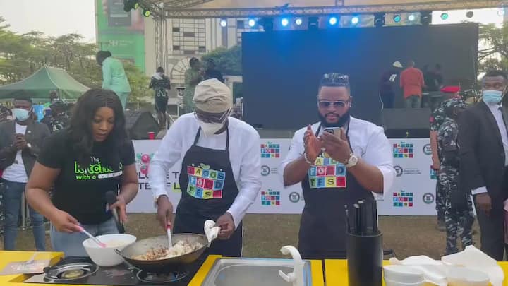 white money and sanwo olu cooking at lagos fest