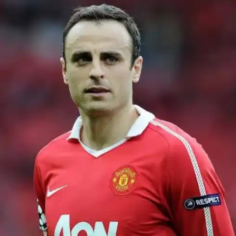 Berbatov Predicts Scoreline Between Chelsea and Liverpool