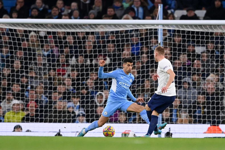 Tottenham kane champions Man City to blow title race wide open again1