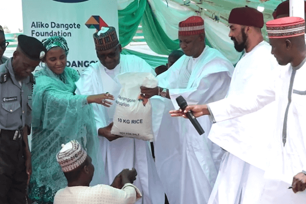 Ramadan: Celebration as Dangote Starts Nationwide Distribution of Palliatives