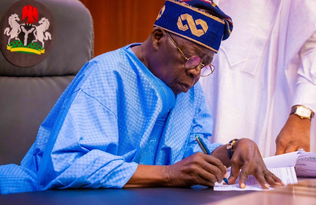 Tinubu’s Administration Initiates Distribution of N200bn Palliative Loans