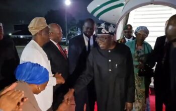 17739982213863302171641562376139