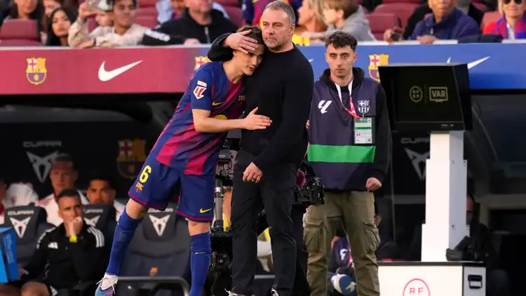 Hat-Trick Hero Raphinha Leads FC Barcelona to Dominant Win Over Sevilla FC 6 GettyImages 2266649192.jpg