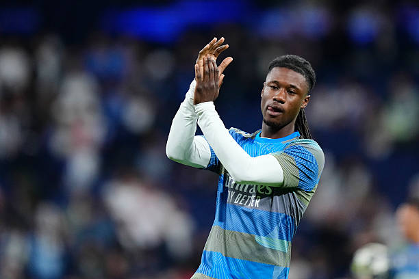 Eduardo Camavinga central midfield of Real Madrid and France during the warm-up before the UEFA Champions League 2025/26 League Knockout Play-off Second Leg match between Real Madrid C.F. and SL Benfica at Estadio Santiago Bernabeu on February 25, 2026 in Madrid, Spain. (Photo by Jose Breton/Pics Action/NurPhoto via Getty Images)