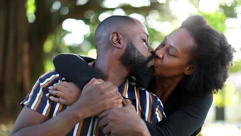 The Art of Great Kissing: Insights from Psychologists and Experts 3 The Art of Great Kissing1