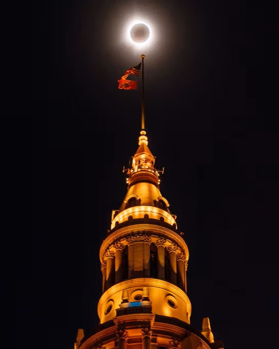 The captivating total solar eclipse in Cleveland, United States